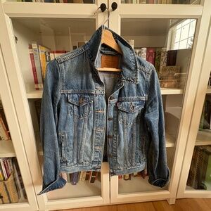 EUC Levi's Trucker Jacket Small